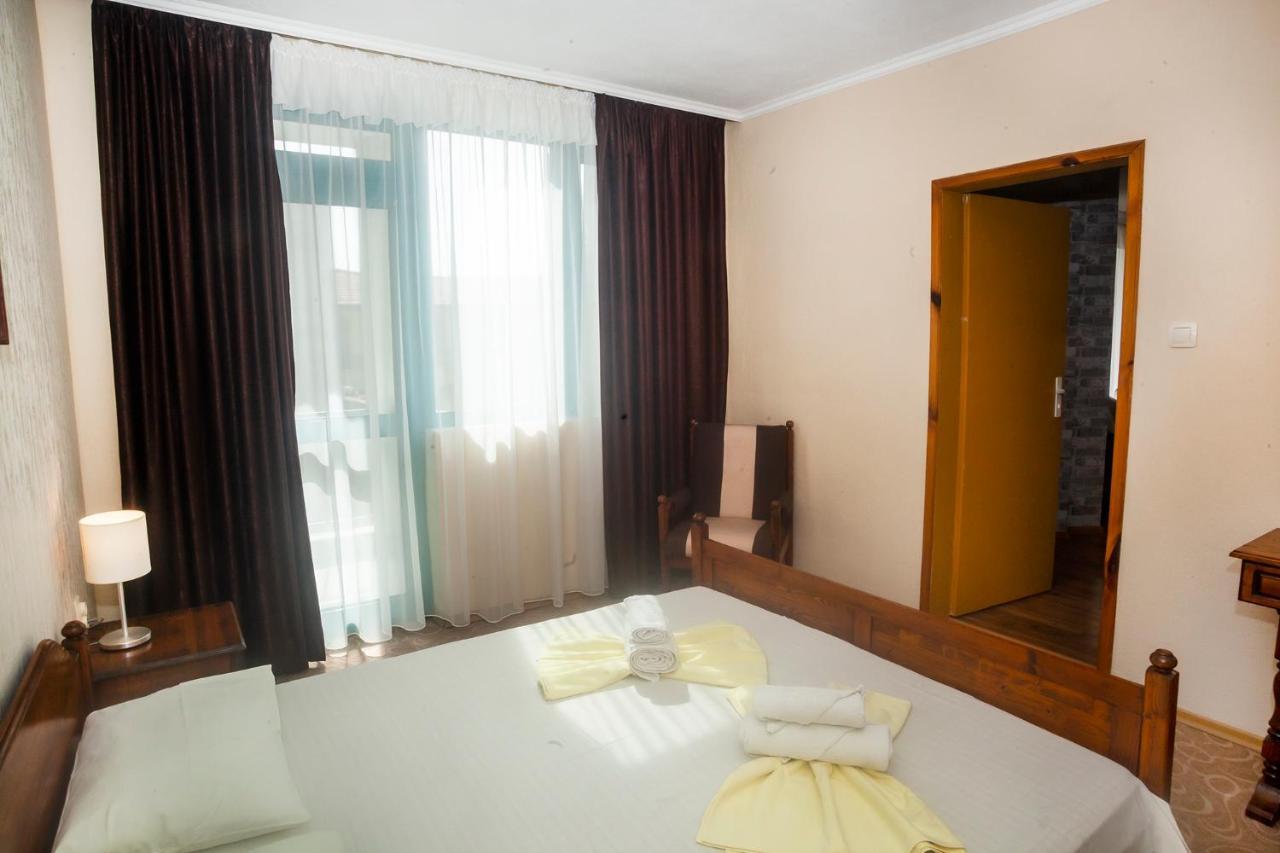 Ravda Bay Guest House Esterno foto