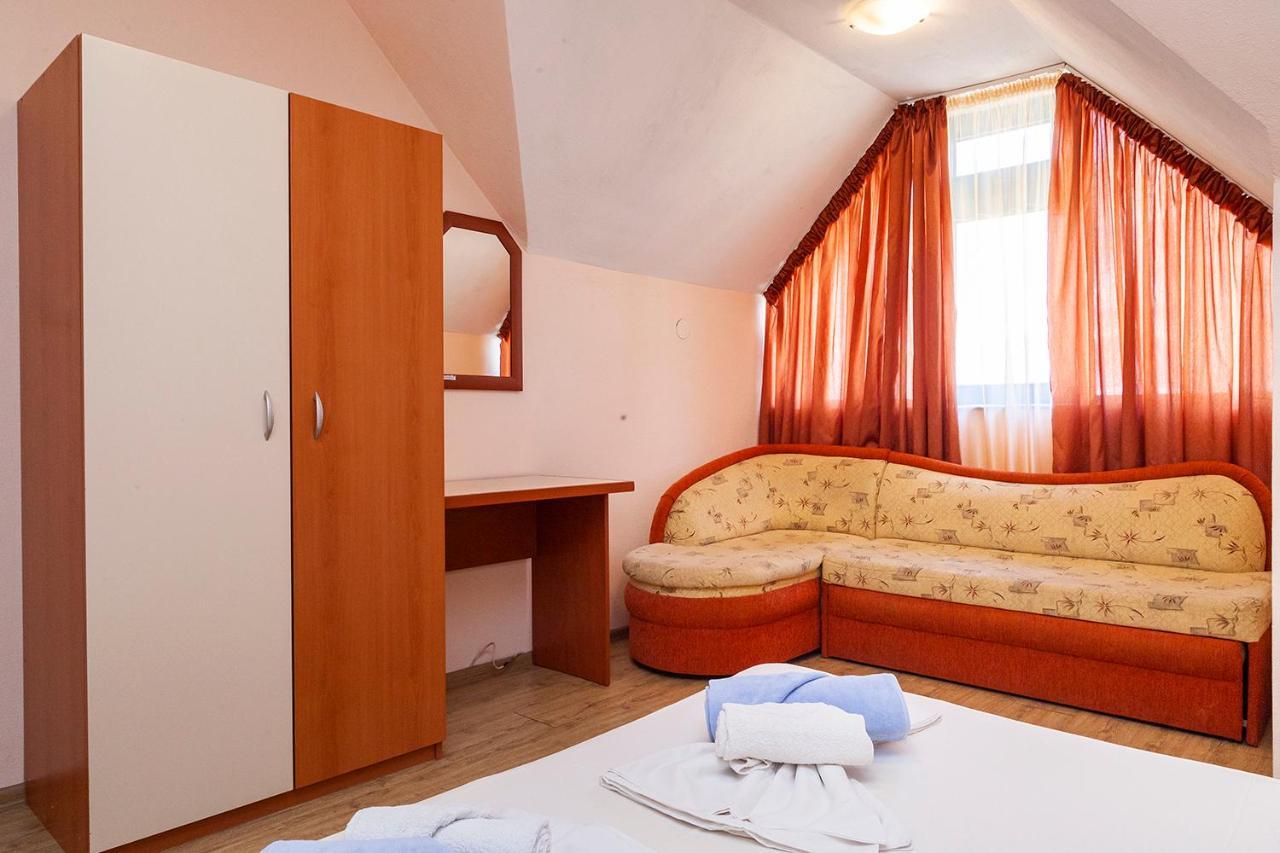 Ravda Bay Guest House Esterno foto